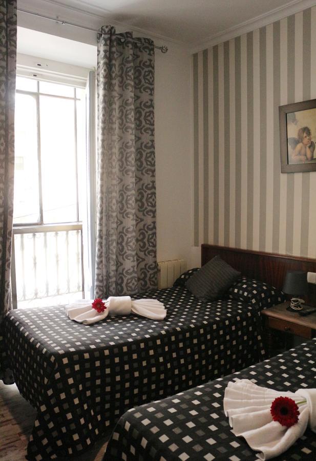 מדריד Pension San Isidro מראה חיצוני תמונה